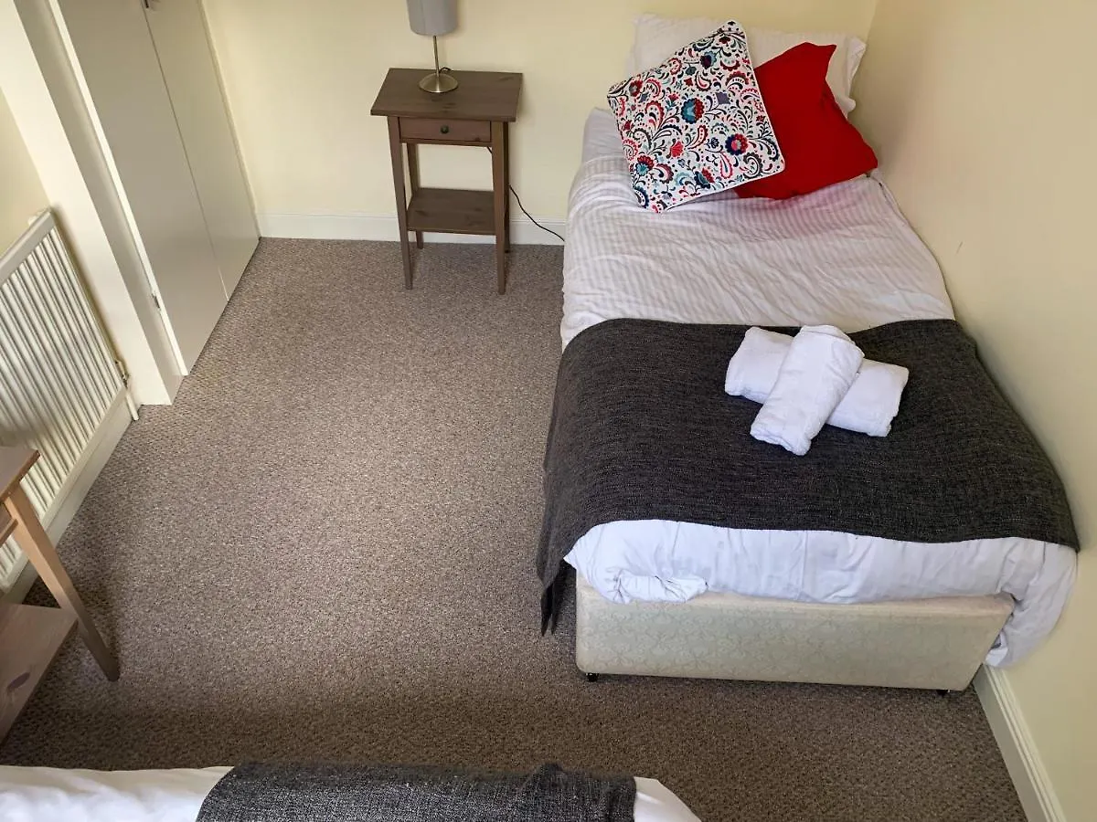 Park Crescent Lodge - Quaint Victorian Home With Free Parking York