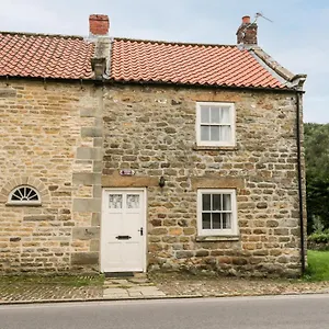 Hollyside Cottage York