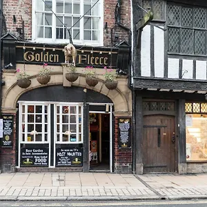 3* Hotell Golden Fleece