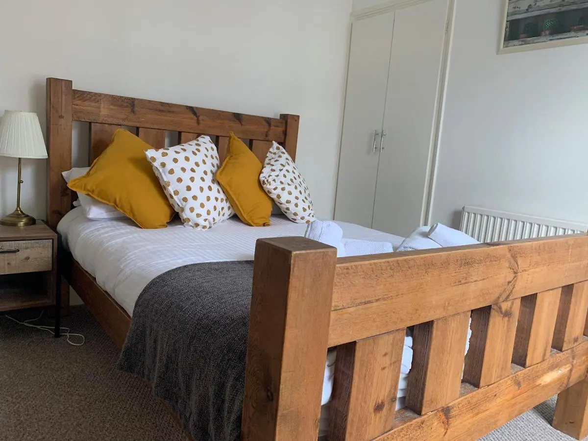 Park Crescent Lodge - Quaint Victorian Home With Free Parking York Holiday home