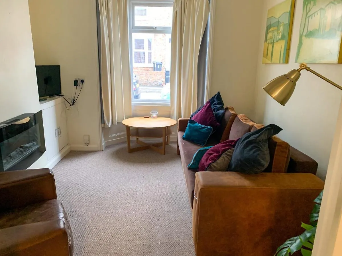 Park Crescent Lodge - Quaint Victorian Home With Free Parking York United Kingdom