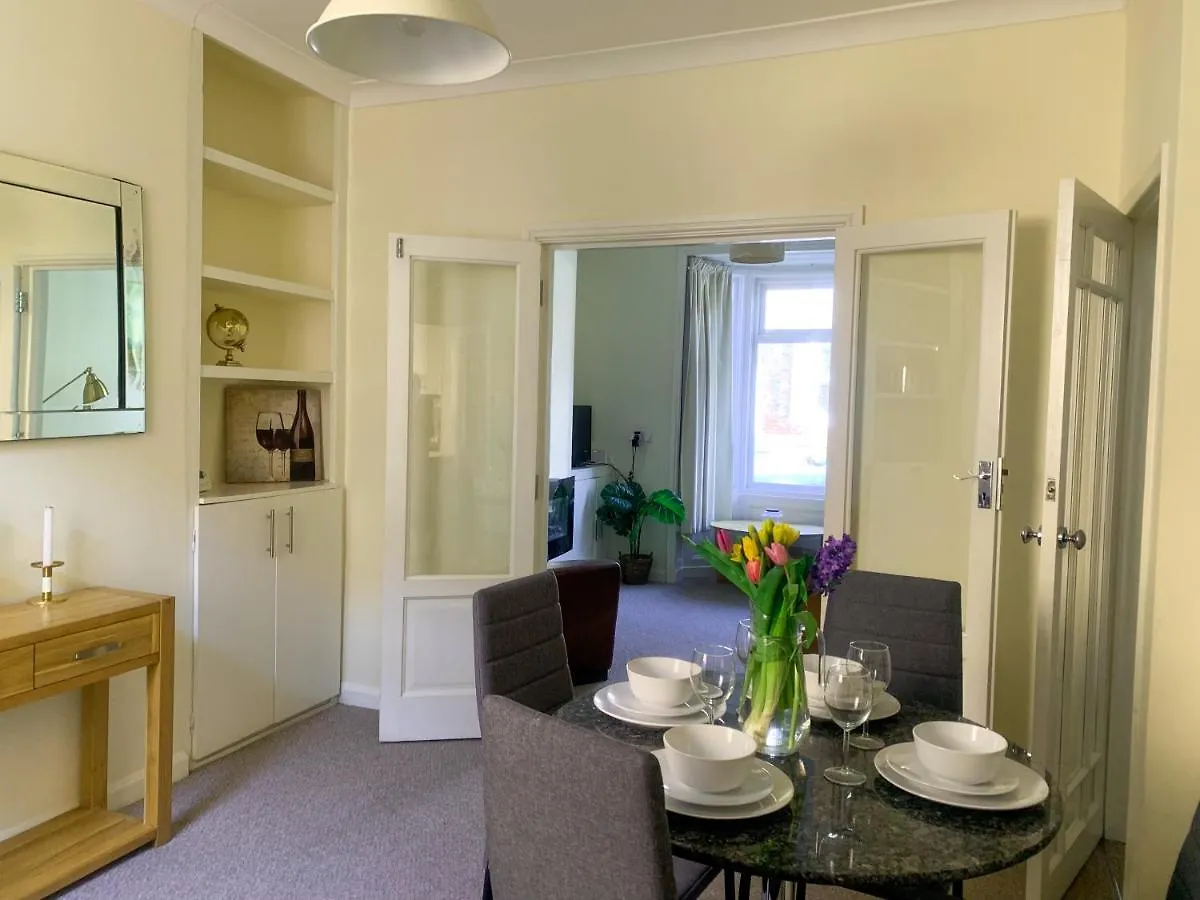 Holiday home Park Crescent Lodge - Quaint Victorian Home With Free Parking York