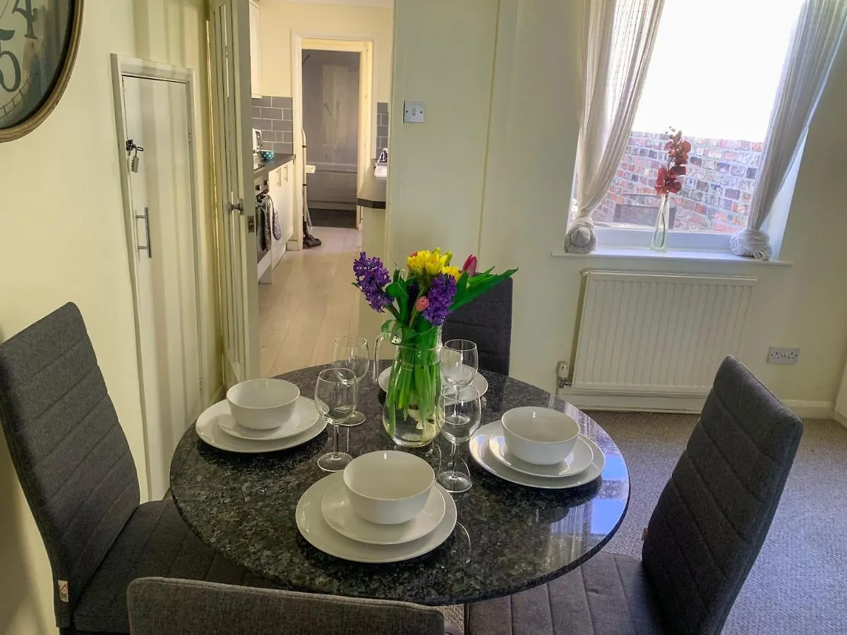 Park Crescent Lodge - Quaint Victorian Home With Free Parking York 0*,
