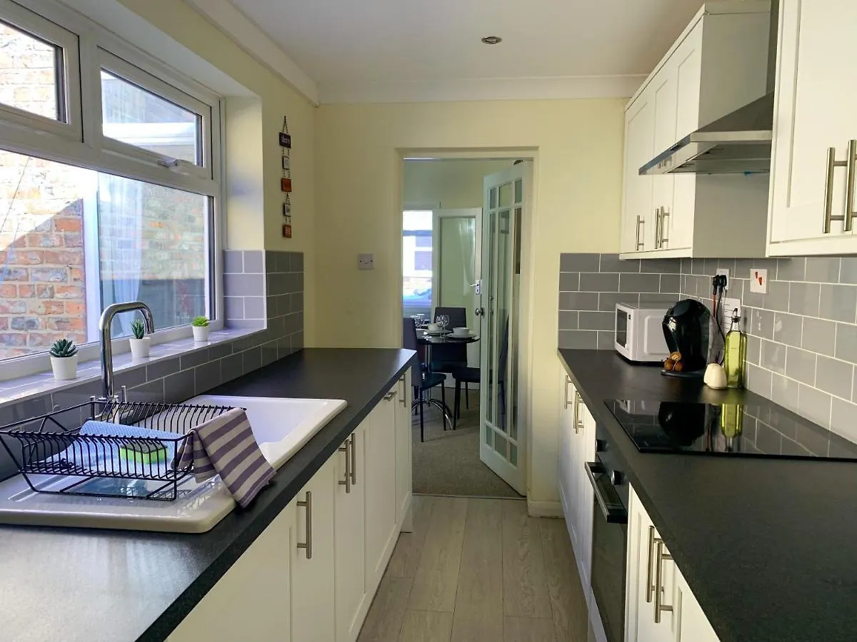 Holiday home Park Crescent Lodge - Quaint Victorian Home With Free Parking York United Kingdom